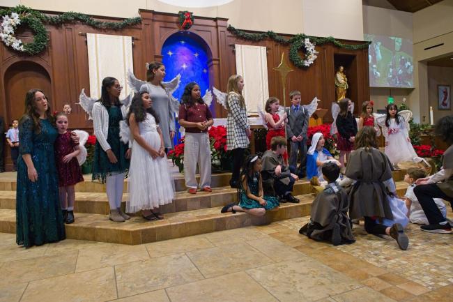 2025-12-24 Children's Christmas Vigil Mass. Photos by Jim Ollick
